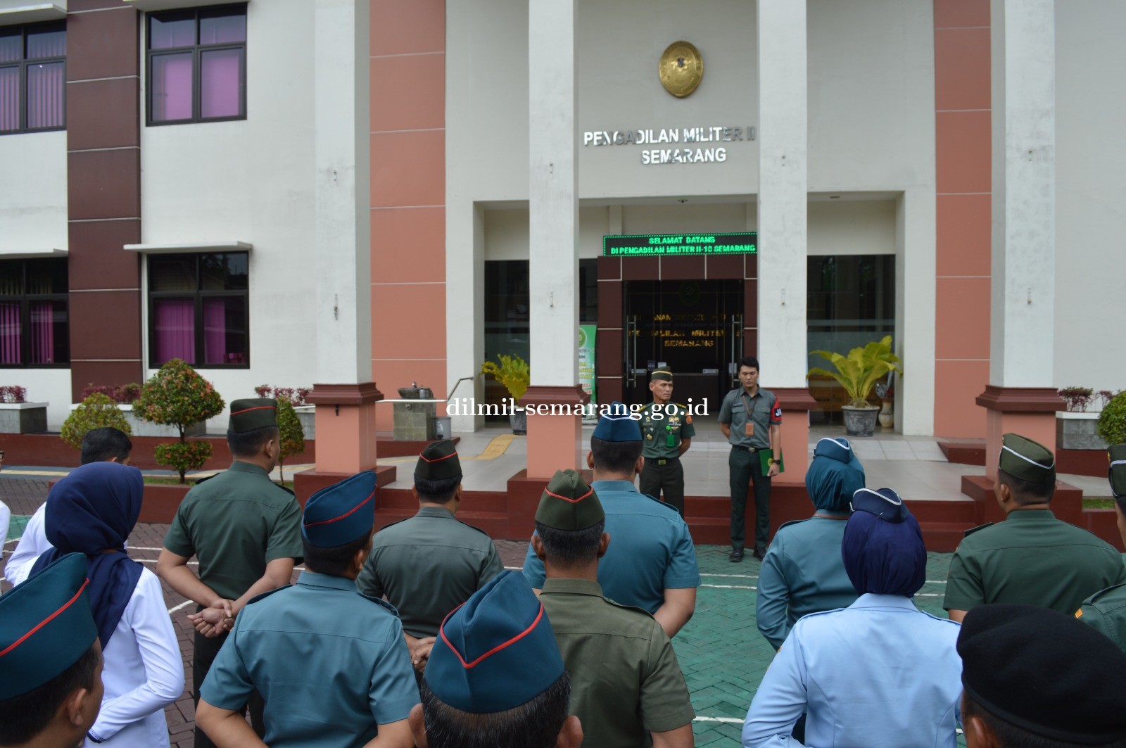 Apel pagi Senin, 10 Maret 2025 dipimpin oleh Kadilmil II-10 Semarang, Letkol Chk Syawaluddinsyah, S.H., M.H.